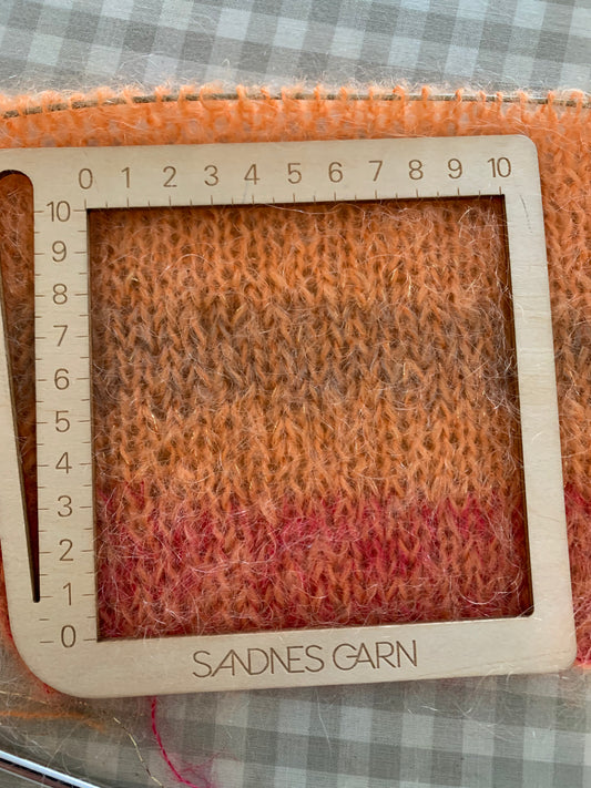 Blossom - The Party Sweather - Strikkeoppskrift