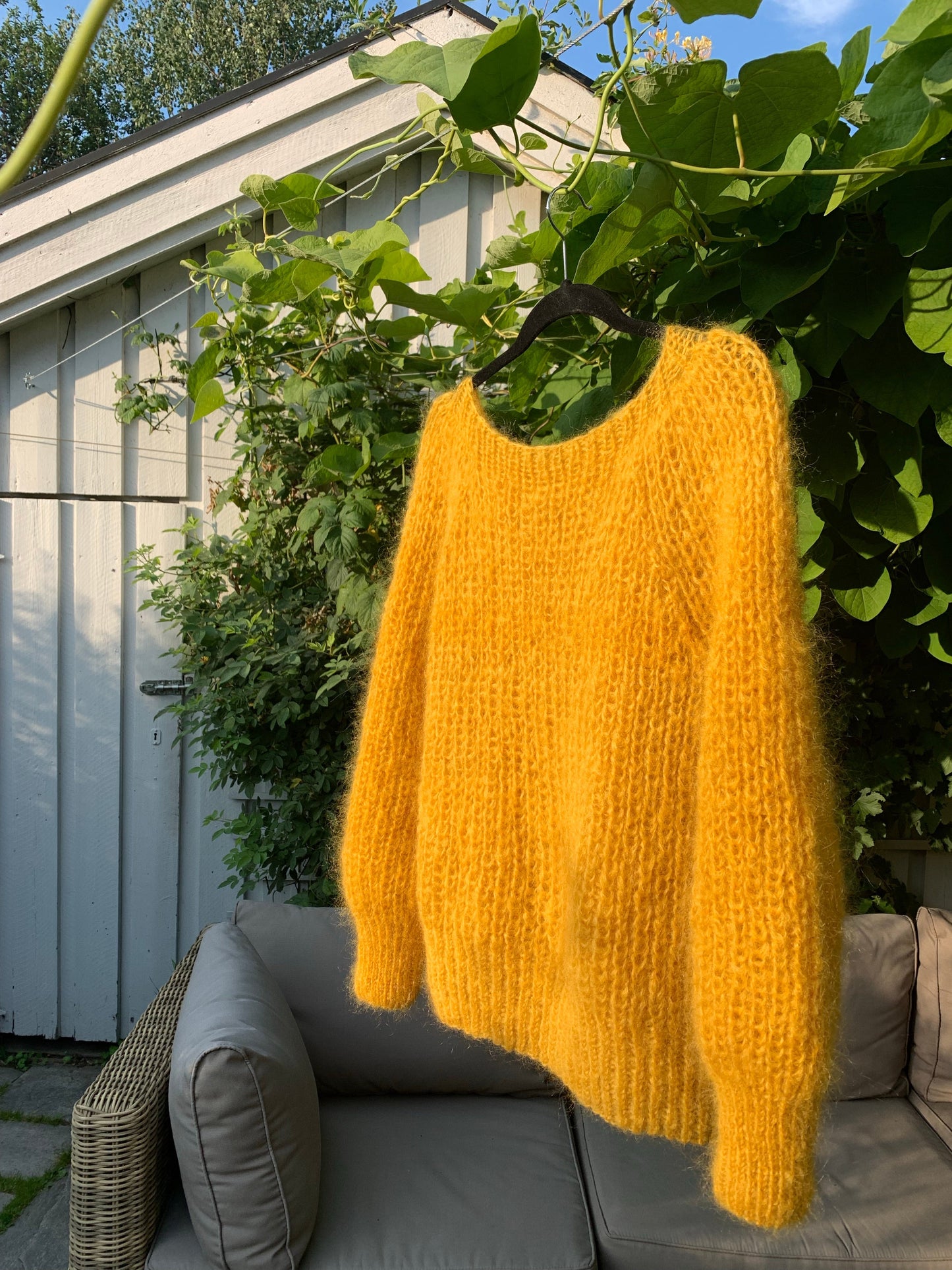 Yellow - Day`n`Night - Strikkeoppskrift