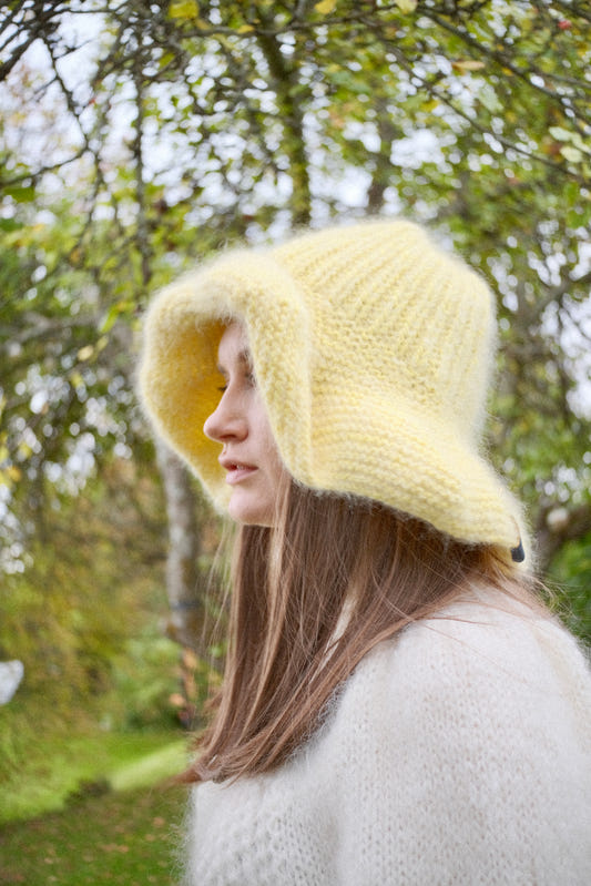 Anastasias Yellow
