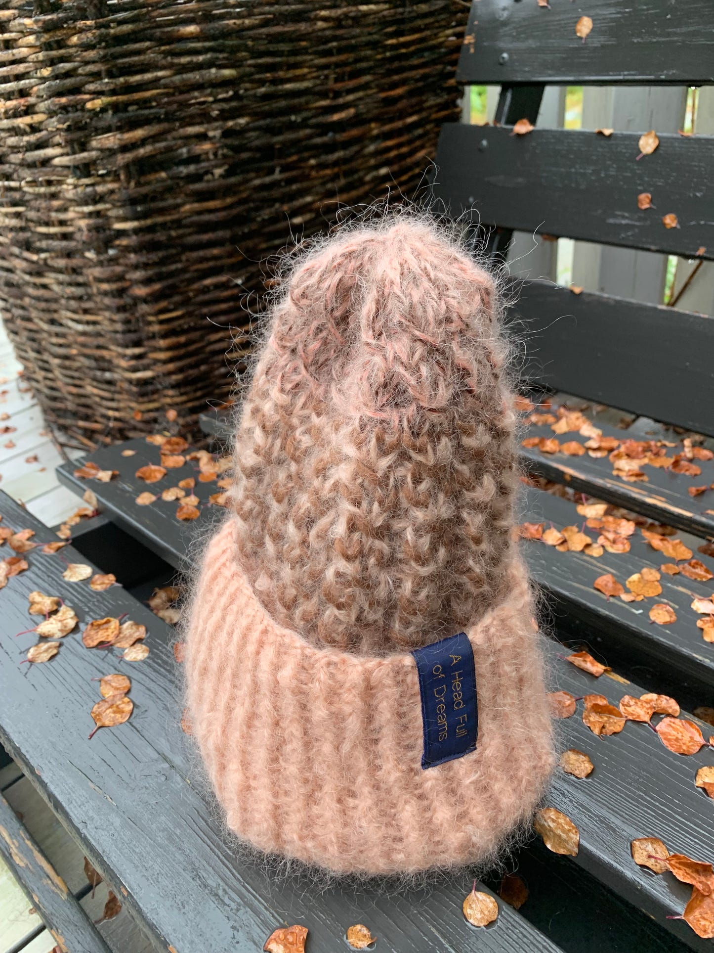 Tweed - A HEAD FULL OF DREAMS - knitting pattern