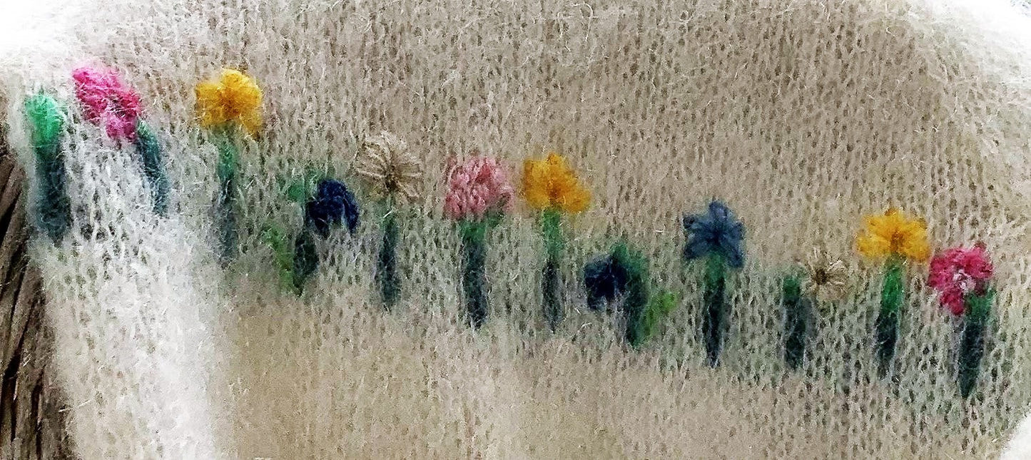 Midsummer Love - NORWEGIAN MAY FLOWERS - Strikkeoppskrift