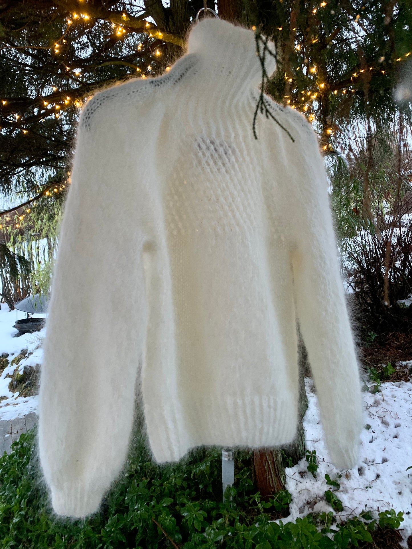 Arctic Snow - Strawberry Swing - knitting pattern