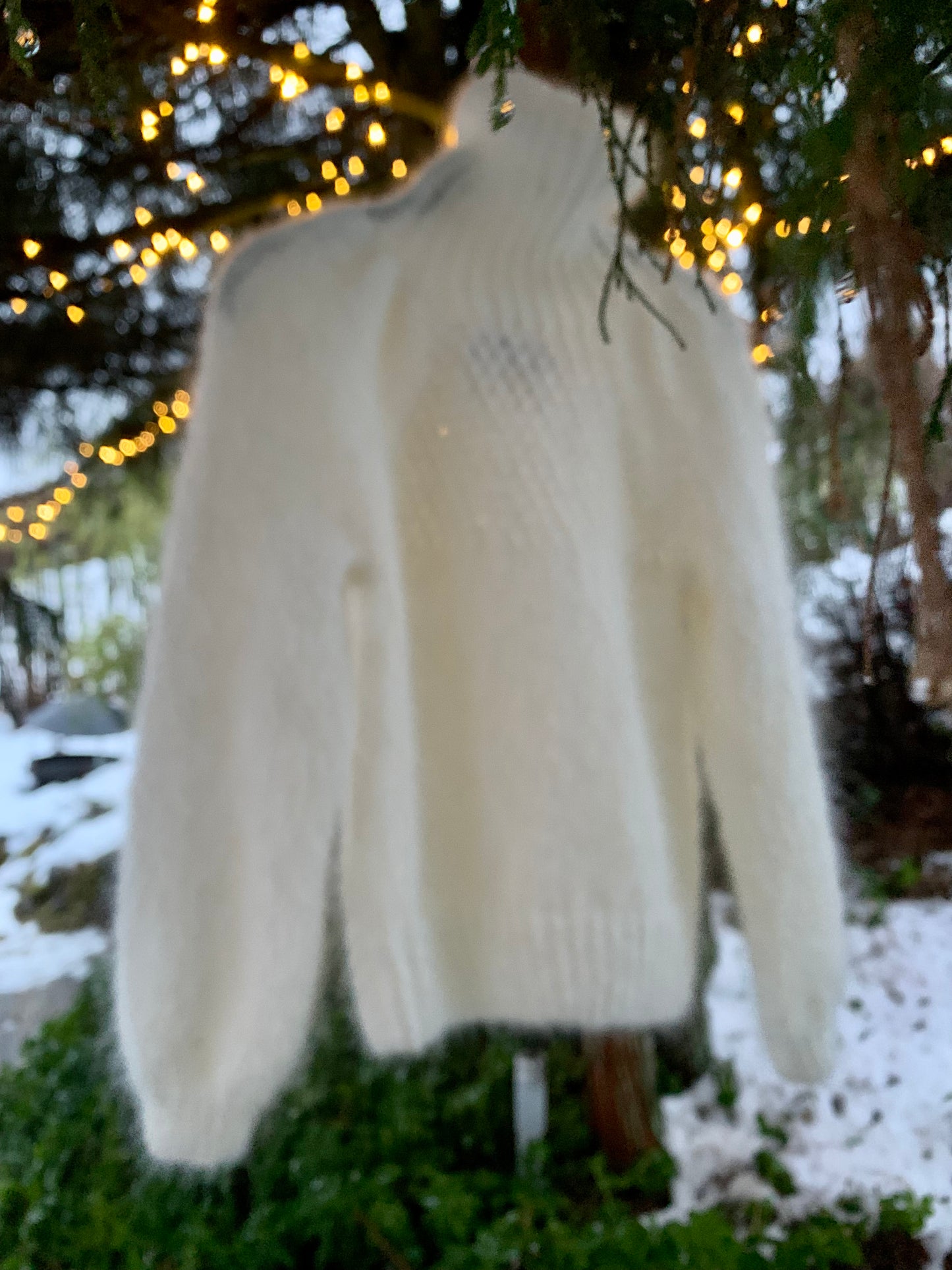 Arctic Snow - Strawberry Swing - knitting pattern